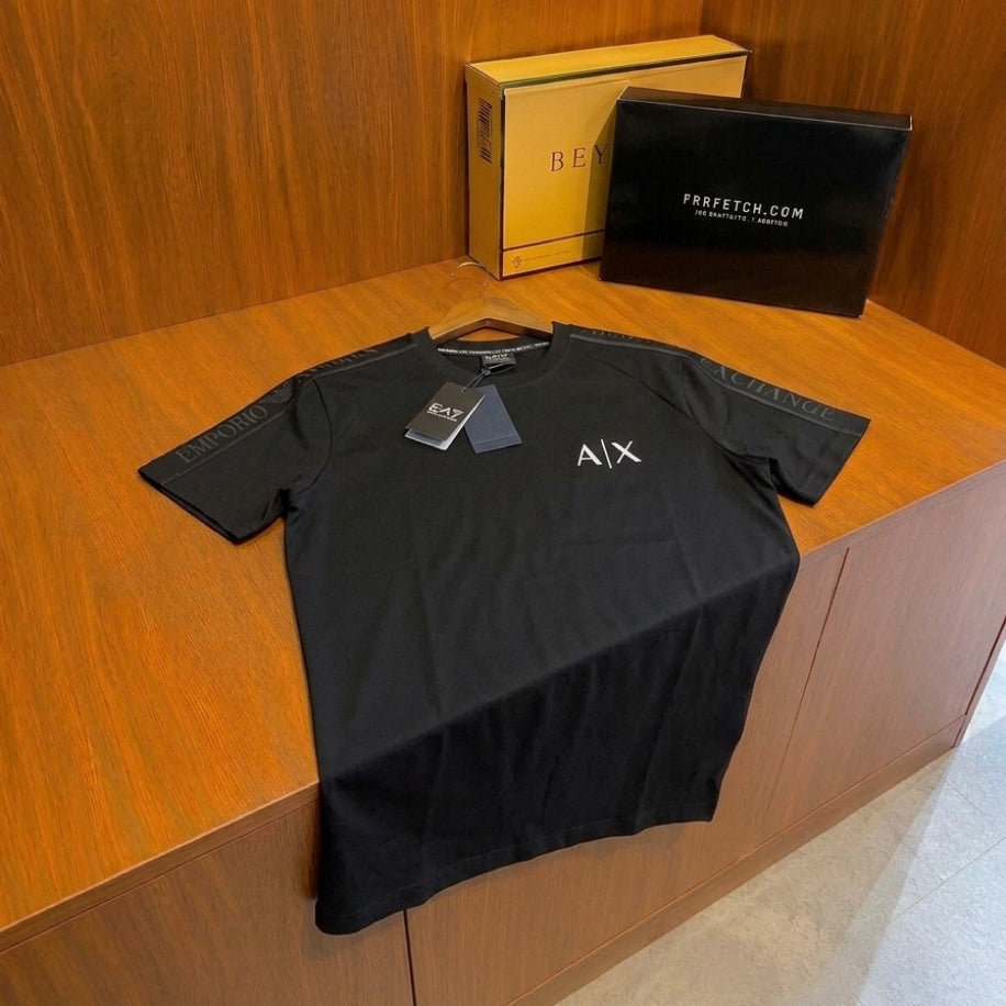ARMANİ TİŞÖRT