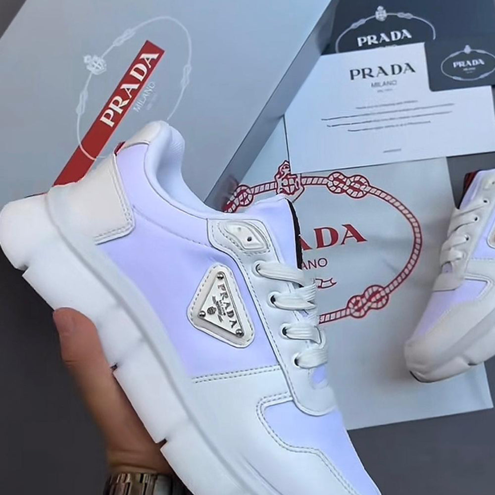 Prada beyaz ayakkabı